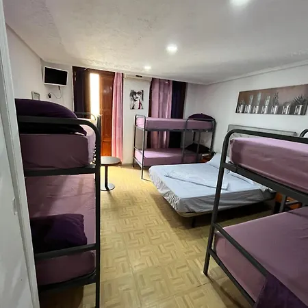Mayor Hostal