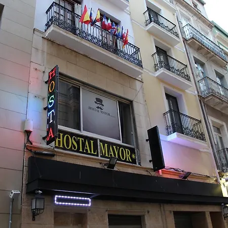 Hostel Mayor *