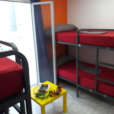 Mayor Hostel Alicante